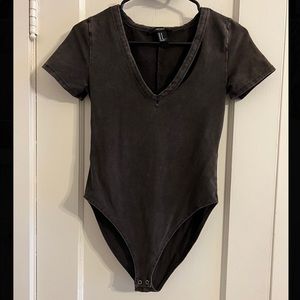 Distressed Bodysuit T-shirt Women’s M